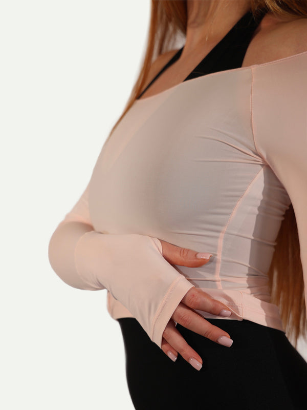TOP LAYERING OFF-SHOULDER ROSE