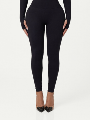LEGGINGS CON CADERA INTEGRADA